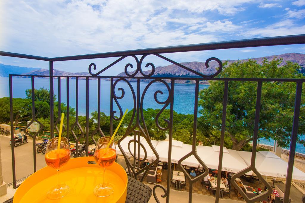 Hotel Heritage Forza Baska  Phòng bức ảnh